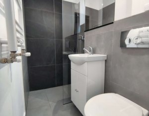 Apartament 3 camere, modern, etaj intermediar, zona Gr Alexandrescu