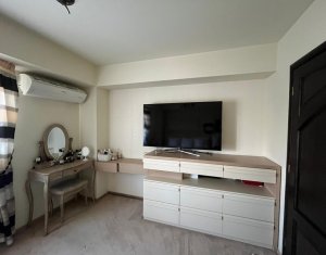 Apartament 3 camere, confort sporit, Piata Cipariu