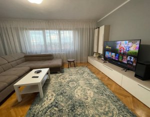 Appartement 4 chambres à vendre dans Cluj-napoca, zone Andrei Muresanu