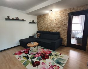 Apartament cu 3 camere, ultrafinisat, gradina 60mp, Sesul de Sus