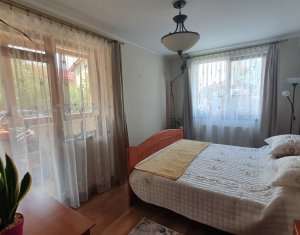 Apartament cu 3 camere, ultrafinisat, gradina 60mp, Sesul de Sus