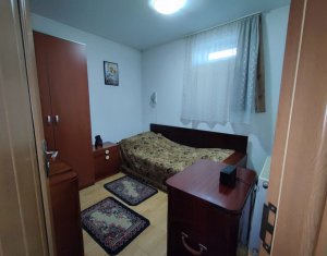 Apartment 2 rooms for sale in Floresti