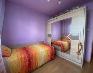 Appartement 4 chambres à vendre dans Cluj-napoca, zone Manastur