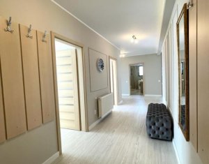 Appartement 4 chambres à vendre dans Cluj-napoca, zone Zorilor