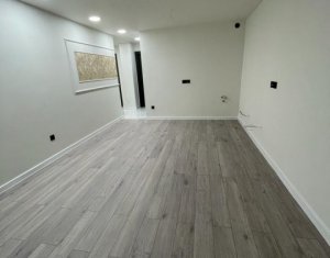 Appartement 3 chambres à vendre dans Cluj-napoca, zone Intre Lacuri