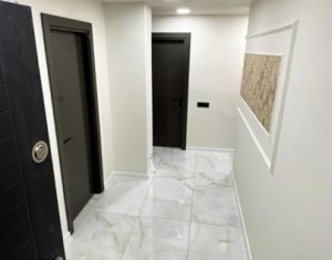 Apartment 3 rooms for sale in Cluj-napoca, zone Intre Lacuri