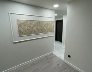 Apartment 3 rooms for sale in Cluj-napoca, zone Intre Lacuri