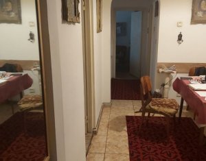 Apartament 3 camere, 2 bai, decomandat, etaj 1, 74 mp, Manastur