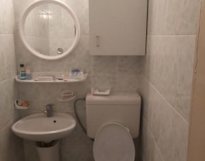 Apartament 3 camere, 2 bai, decomandat, etaj 1, 74 mp, Manastur