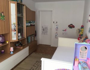 Apartament 3 camere de vanzare in Grigorescu, zona scoala Ghibu