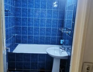 Appartement 3 chambres à vendre dans Cluj-napoca, zone Manastur