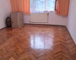 Apartament cu 2 camere, decomandat, Zorilor