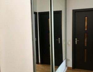 Appartement 3 chambres à vendre dans Cluj-napoca, zone Intre Lacuri