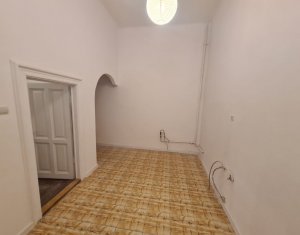 Apartment 4 rooms for sale in Cluj-napoca, zone Centru