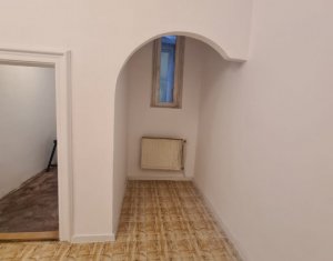 Apartment 4 rooms for sale in Cluj-napoca, zone Centru