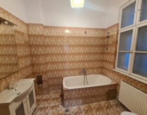 Spatiu de vanzare, 137 mp, Pta Avram Iancu