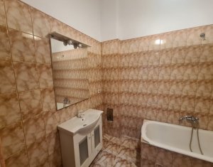 Appartement 4 chambres à vendre dans Cluj-napoca, zone Centru