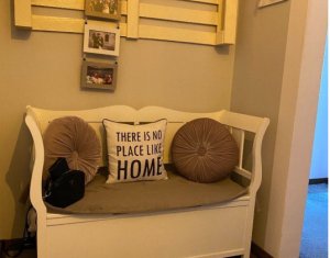 Apartament 3 camere, 82mp totali, modern, garaj, zona Vivo