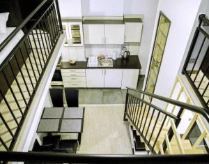 Sale apartment 4 rooms in Cluj-napoca, zone Manastur