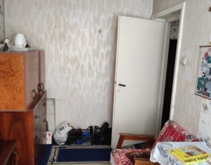 Apartament cu 3 camere semidecomandate, 57 mp utili, Centru