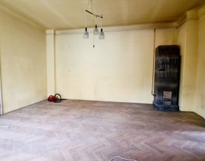 Appartement 3 chambres à vendre dans Cluj-napoca, zone Centru