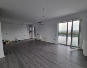 Penthouse cu 3 camere, terasa de 77 mp, garaj, bloc nou, in Marasti