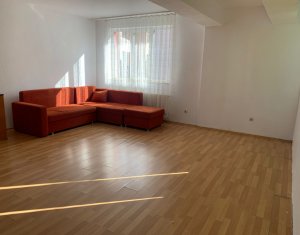 Apartament 3 camere, in vila, Andrei Muresanu, zona Grand Hotel Italia