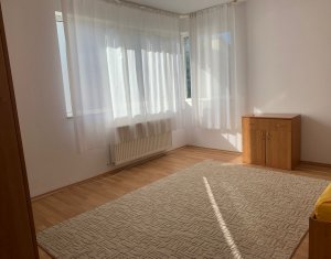 Apartament 3 camere, in vila, Andrei Muresanu, zona Grand Hotel Italia