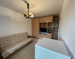 Garsoniera in Zorilor, Pasteur, 23 mp, balcon, finisata, renovata, etaj 1 din 4