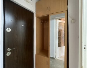 Garsoniera in Zorilor, Pasteur, 23 mp, balcon, finisata, renovata, etaj 1 din 4