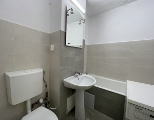 Garsoniera in Zorilor, Pasteur, 23 mp, balcon, finisata, renovata, etaj 1 din 4