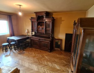 Oferta unica! Apartament 3 camere, decomandat, etaj 1, zona Titulescu