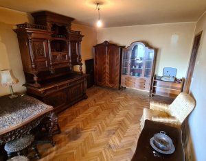 Oferta unica! Apartament 3 camere, decomandat, etaj 1, zona Titulescu