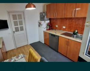 Appartement 2 chambres à vendre dans Floresti, zone Centru