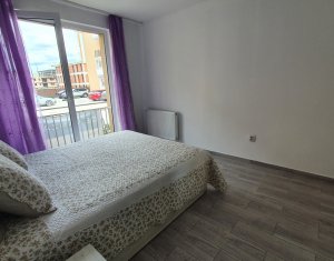 Apartament cu doua camere, finisat modern, mobilat, strada Porii 