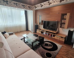 Apartament cu trei camere, finisat modern, strada Cetatii, Floresti