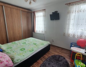 Apartament cu trei camere, finisat modern, strada Cetatii, Floresti