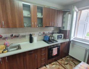 Apartament cu trei camere, finisat modern, strada Cetatii, Floresti