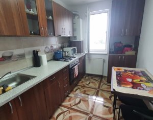 Apartament cu trei camere, finisat modern, strada Cetatii, Floresti