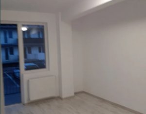 Apartment 2 rooms for sale in Floresti