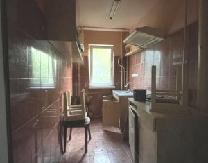 Vanzare apartament cu 2 camere, in Manastur, zona 