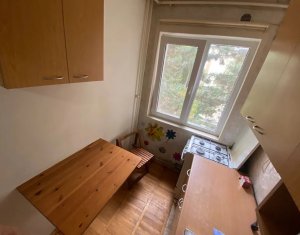 Appartement 3 chambres à vendre dans Cluj-napoca, zone Manastur