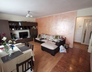 Apartament cu 3 camere, in cartierul Manastur, zona La Terenuri