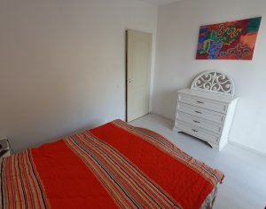 Apartament cu 3 camere, garaj, terasa panoramica, finisat, zona Teilor