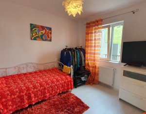 Apartament cu 3 camere, garaj, terasa panoramica, finisat, zona Teilor