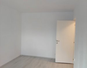 Garsoniera confort 1 , balcon spatios, finisata recent, Marasti