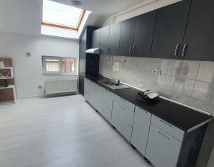 Apartament cu doua camere, finisat modern, strada  Florilor