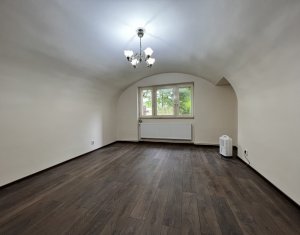 Appartement 3 chambres à vendre dans Cluj-napoca, zone Gruia