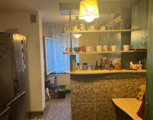 Appartement 4 chambres à vendre dans Cluj-napoca, zone Zorilor