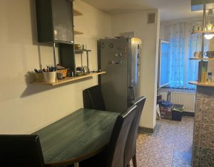 Appartement 4 chambres à vendre dans Cluj-napoca, zone Zorilor